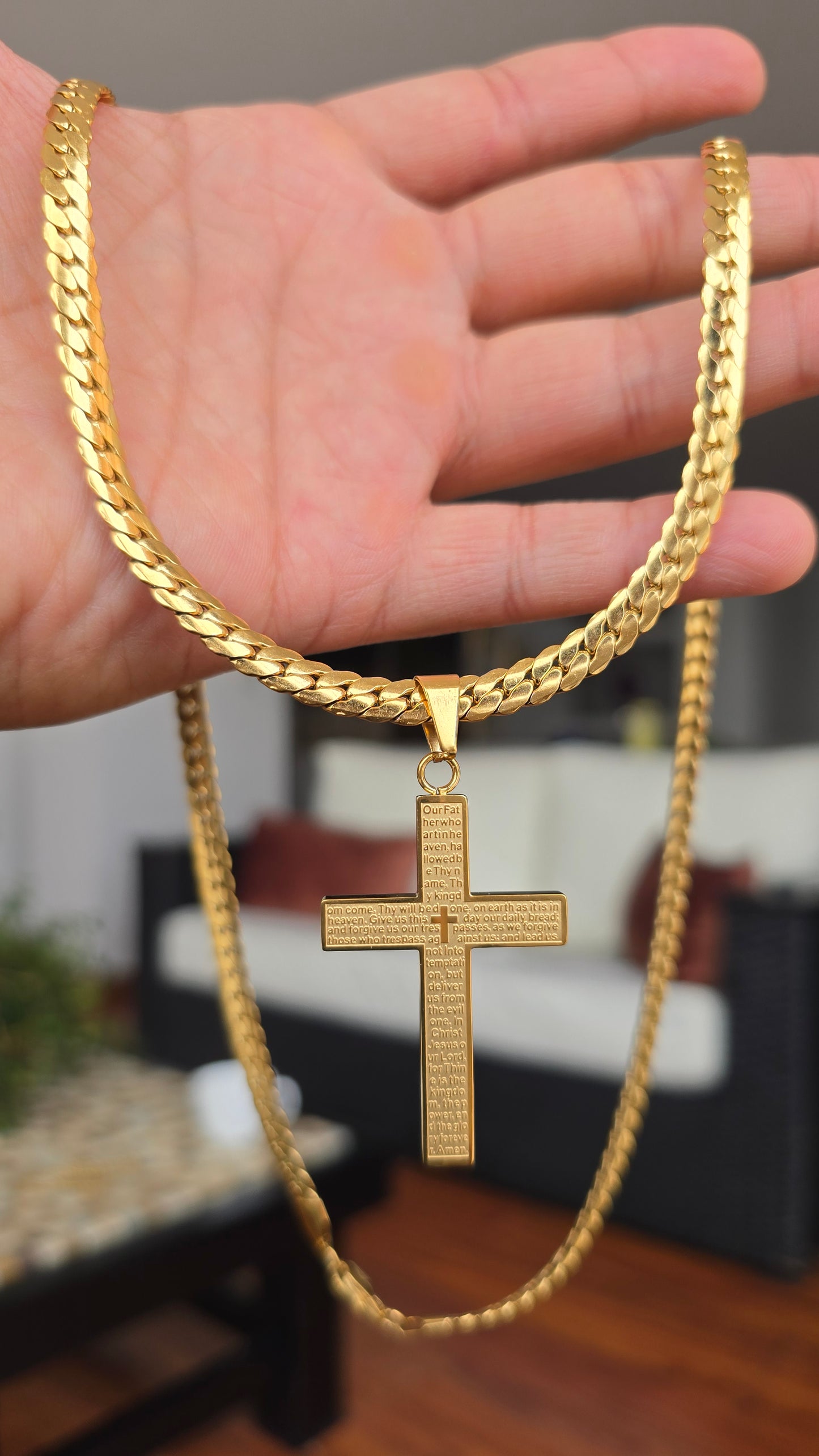 DIJE CRUZ ORO 18K LAMINADO