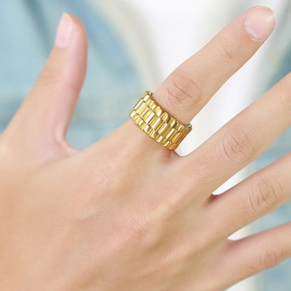 ANILLO TITAN ORO 18K laminado