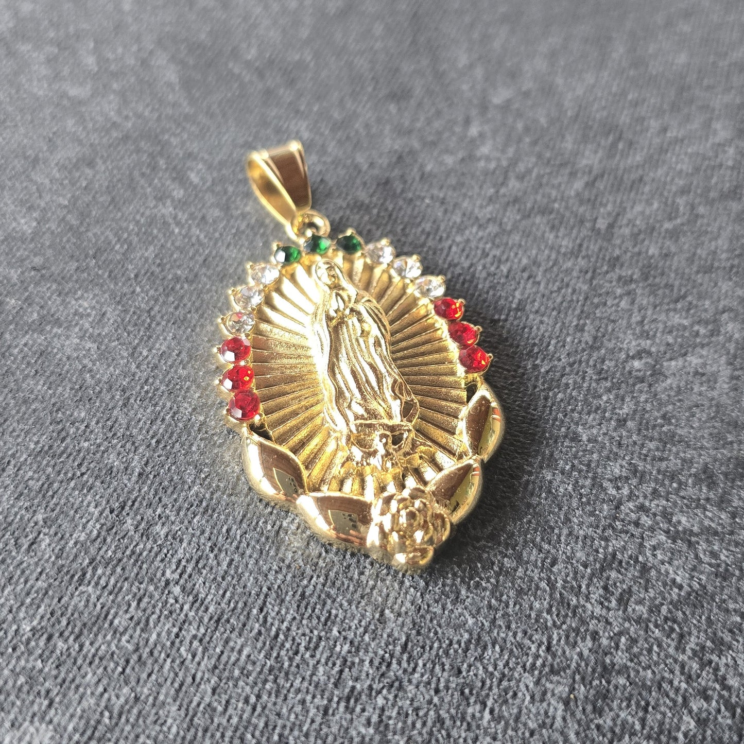 DIJE GUADALUPE ORO18KLAMINADO