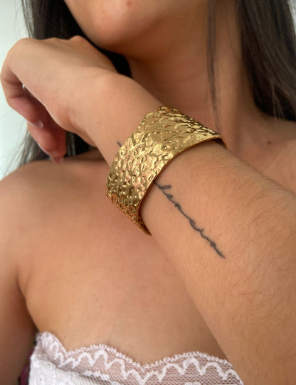 Brazalete banda gruesa ORO 18K LAMINADO