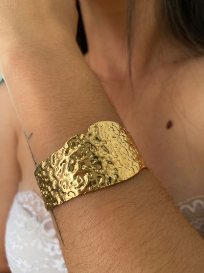 Brazalete banda gruesa ORO 18K LAMINADO